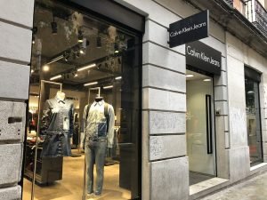 48728939341_ee7766e0ec_c